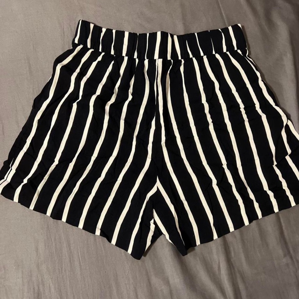 H&M shorts